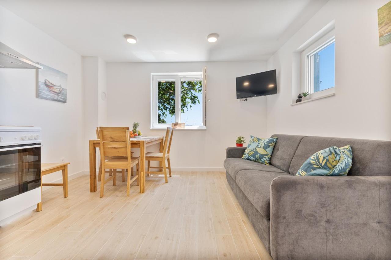 Seaside Cottage Maslina Gdinj Екстер'єр фото